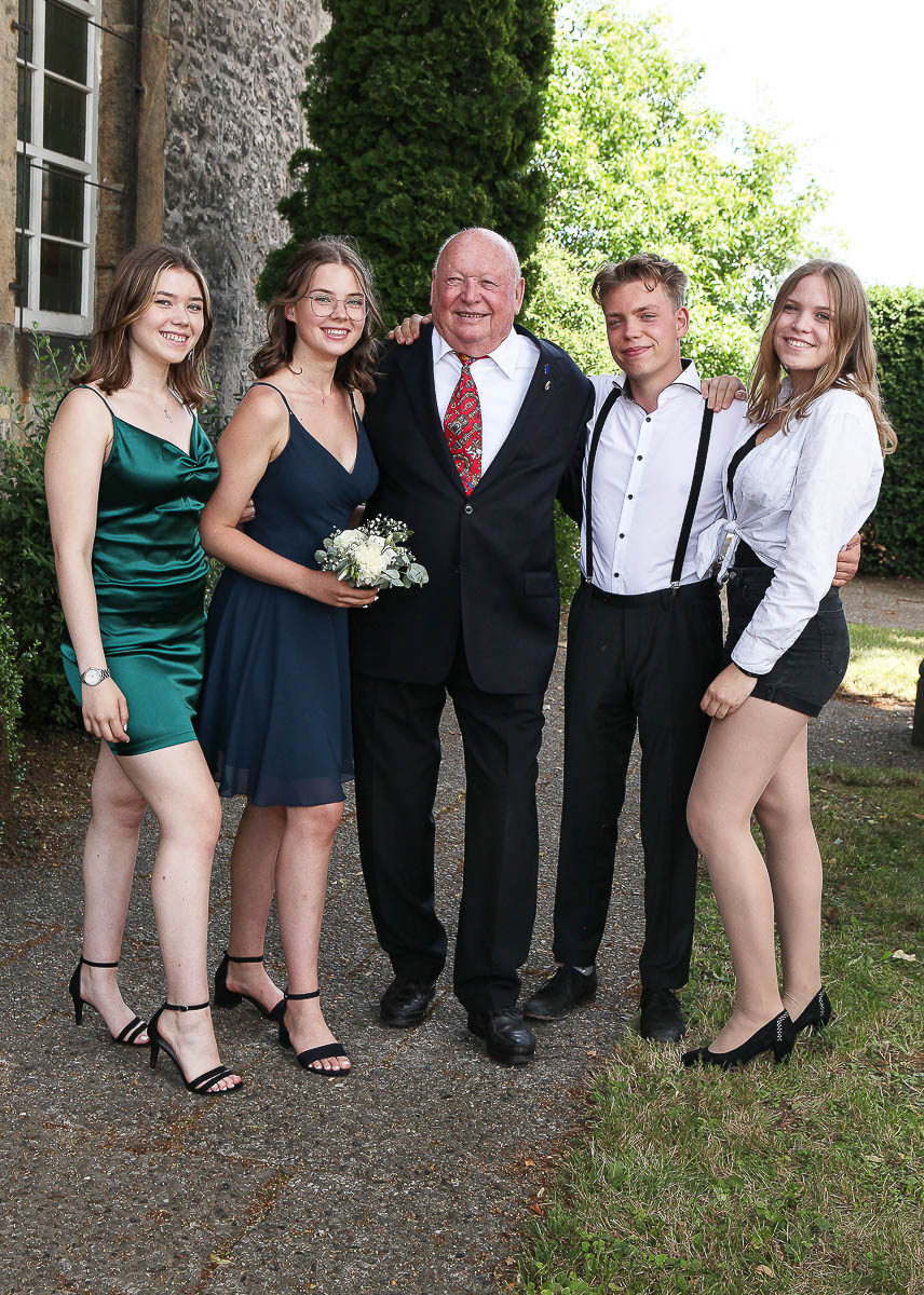 Galeriebild aus der Kategorie Konfirmationen und Kommunion